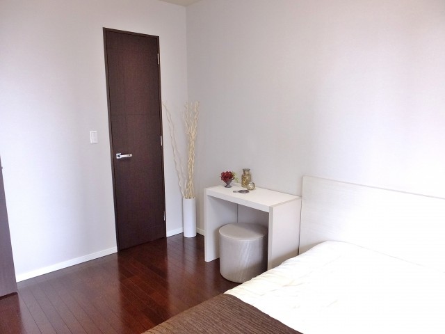 コンシェリア西新宿　ベッドルーム1209