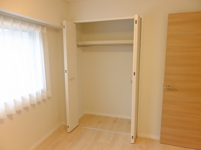 サンハイツ八幡山　洋室3