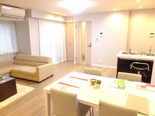 目黒グランドール　リビング