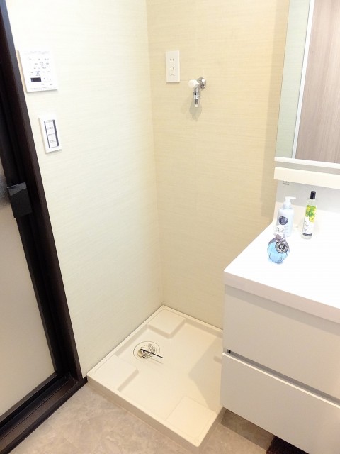 目黒グランドール　洗濯機置場