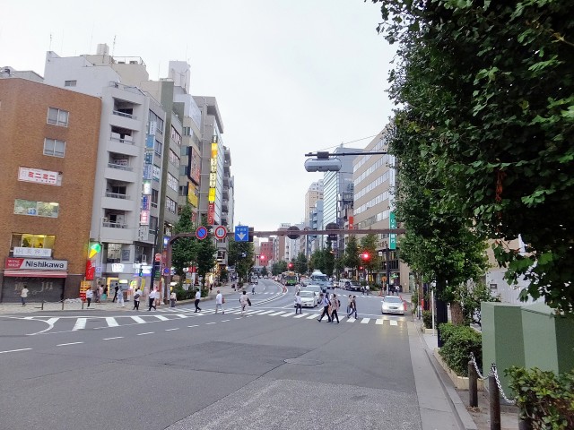 目黒グランドール　目黒通り