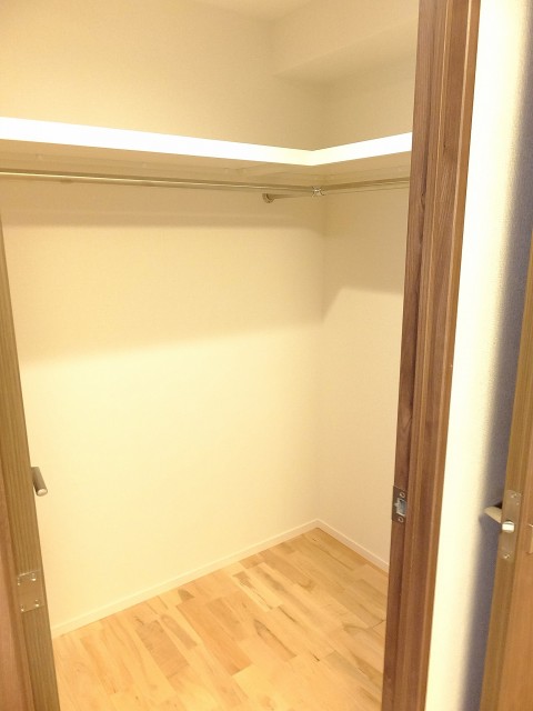 デュオリスタ錦糸町　洋室のWIC806