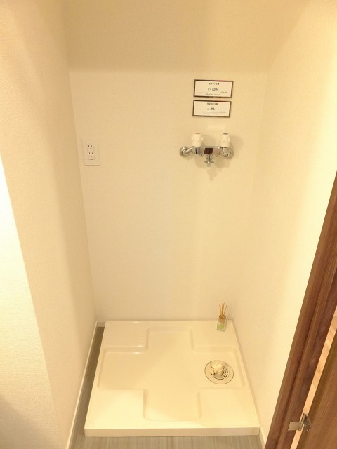 デュオリスタ錦糸町　洗濯機置場806