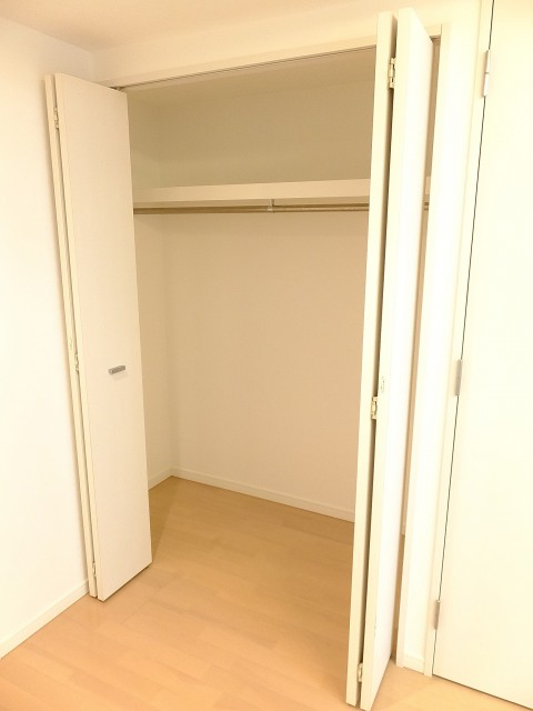 ライズ中野新橋　 洋室