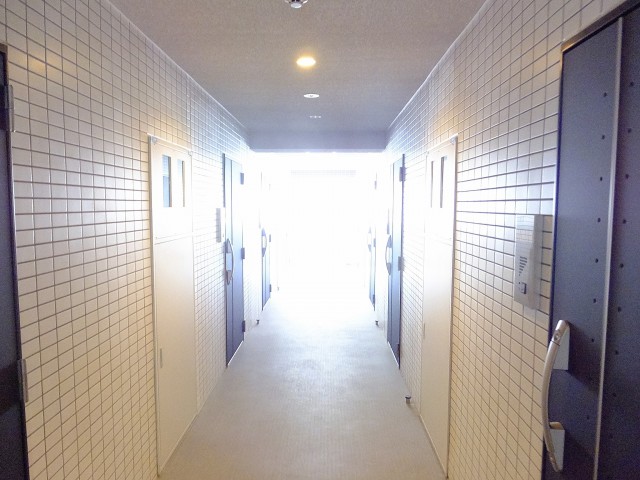 ライズ中野新橋　 廊下