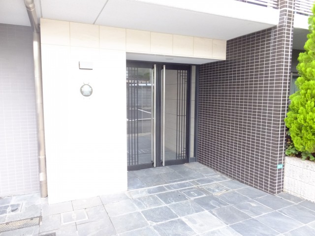 ライズ中野新橋　 エントランス