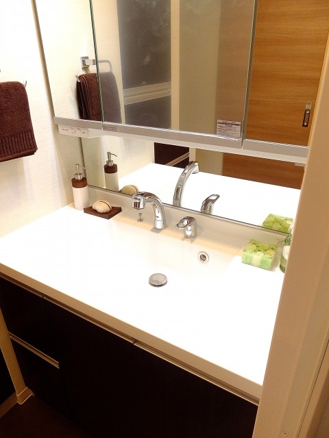 ルピナス中野レジデンス　洗面台