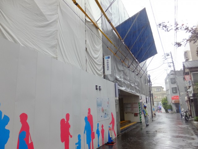 ライズ中野新橋　 駅前