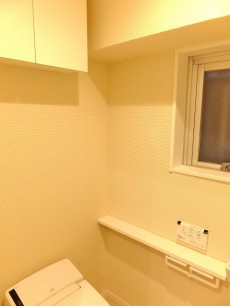 シルキーハイツ九段南2号館　トイレ