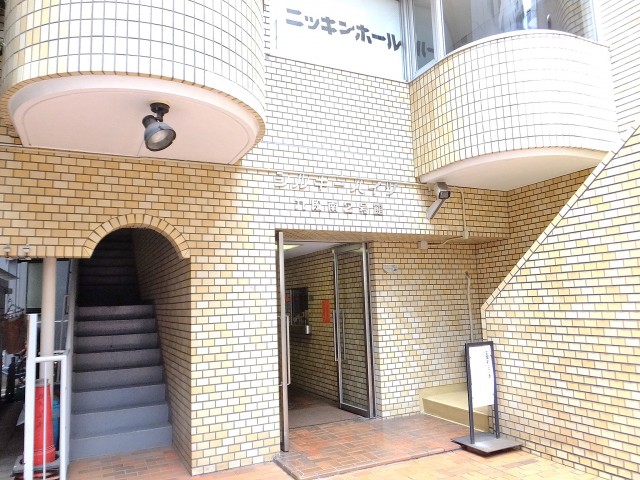 シルキーハイツ九段南2号館　エントランス