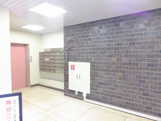 御苑パビリオン　エントランスホール