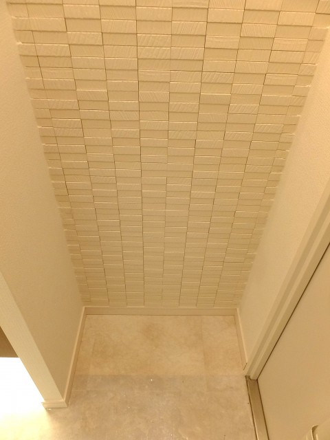 サニークレスト三田　玄関