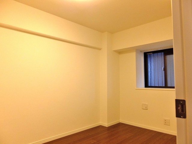 セザールリバーサイド中洲　洋室2