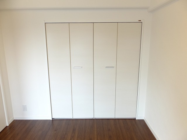 セザールリバーサイド中洲　洋室2