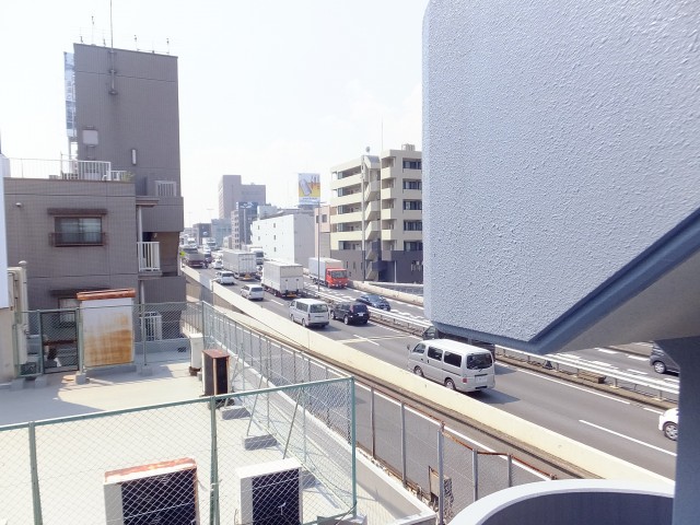 セザールリバーサイド中洲　外廊下眺望