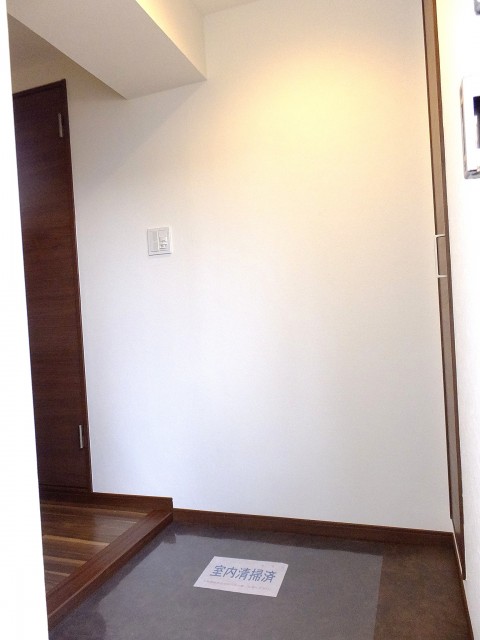 シティ田町　玄関