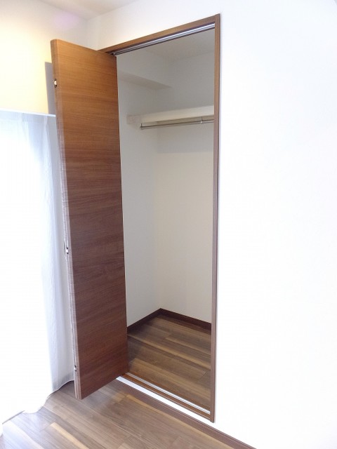 シティ田町　洋室1