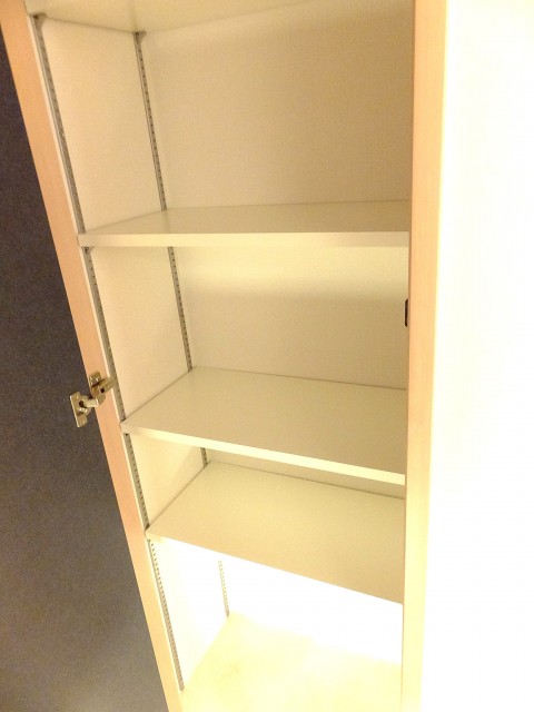 田町グリーンハイツ　玄関棚
