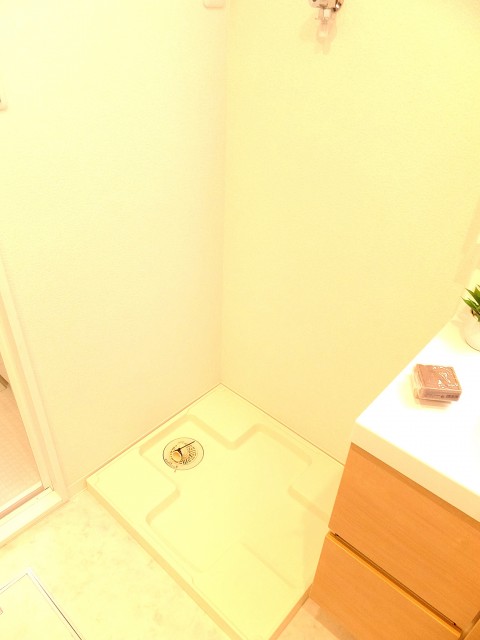 メイゾン大森　洗濯機置場