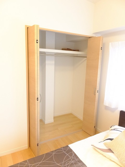 メイゾン大森　洋室2収納