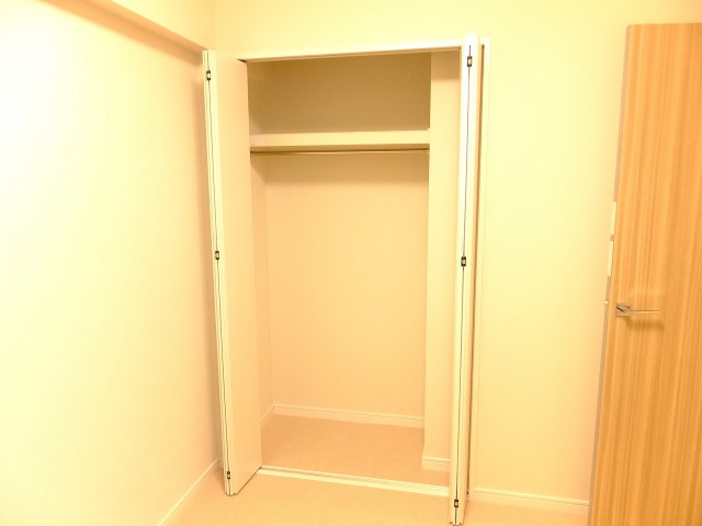 アールヴェール大森　洋室1