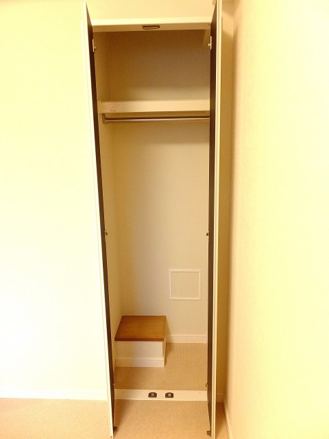 アールヴェール大森　洋室2