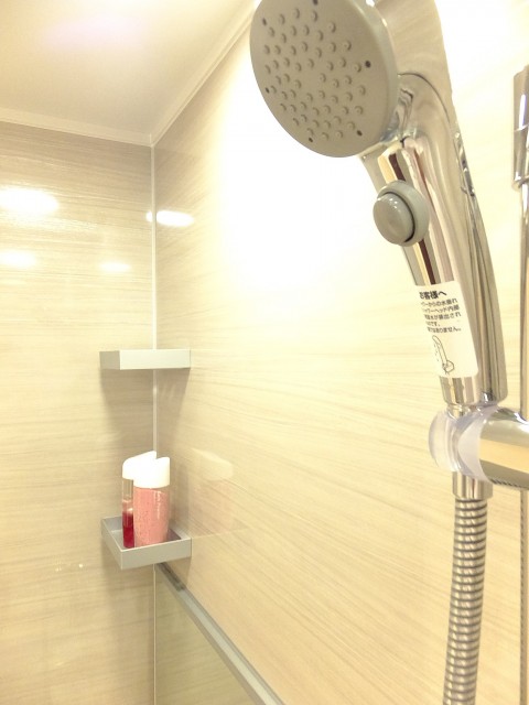 パレス池田山　バスルーム203