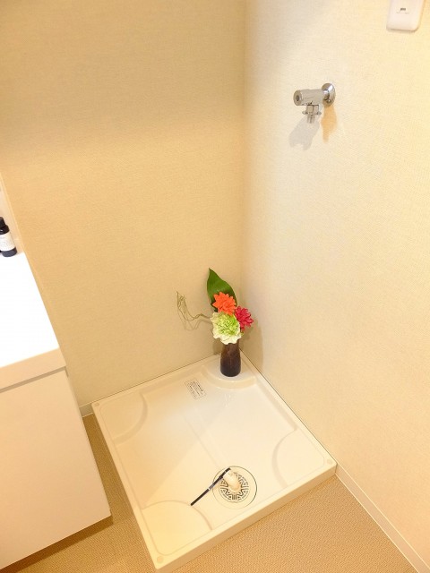 方南町セントラルマンション　洗濯機置場