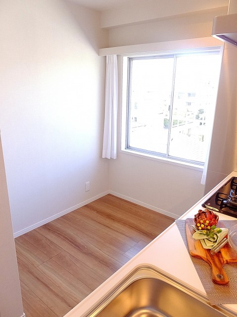 マンション白金苑　キッチンスペース