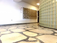 マンション白金苑　エントランスホール