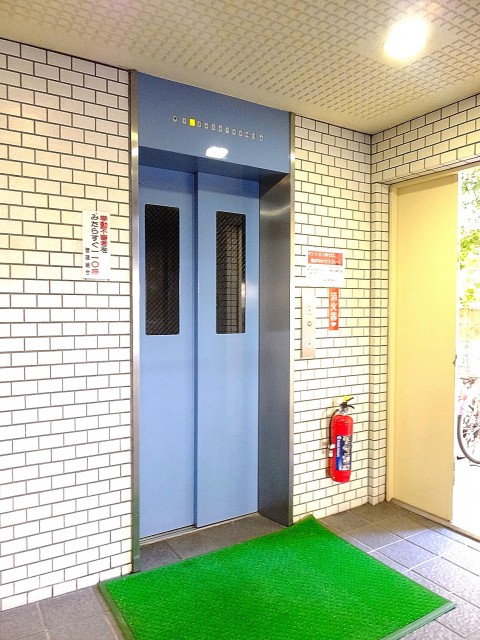 ニックハイム飯田橋　エレベーター