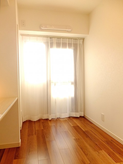 ニックハイム飯田橋　3.2帖のDEN