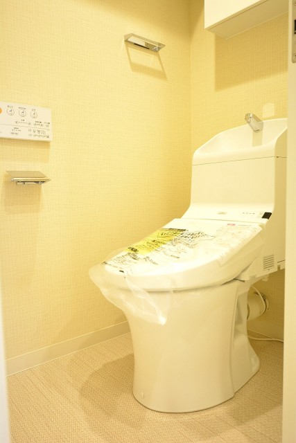 五反田コーポビアネーズ　ウォシュレット付きトイレ