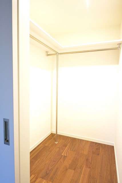 シャンボール代々木上原　6.7帖のベッドルームのWIC