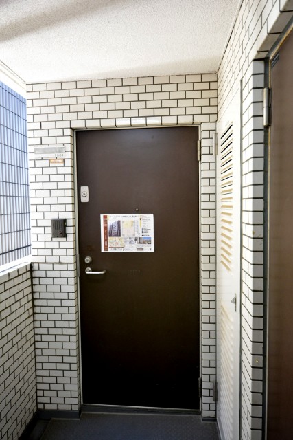 日興パレス広尾プラザ　玄関前