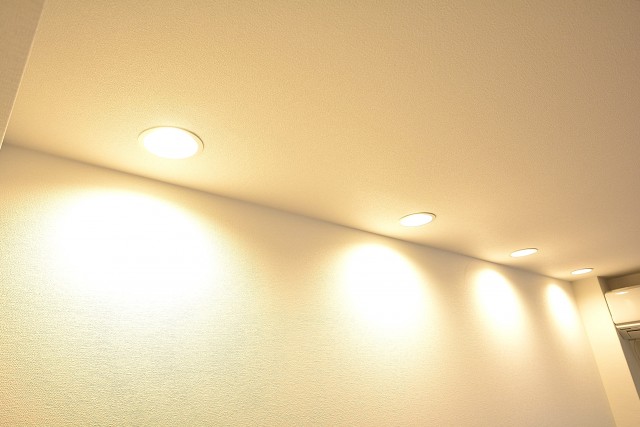 セイントマンション　LDK照明