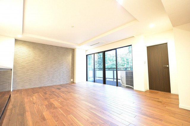 シャンボール代々木上原　22.8帖のLDK