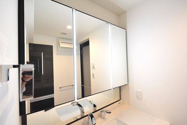 シャンボール代々木上原　洗面台②