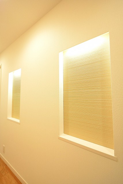 ハイツ赤坂　廊下のニッチ　402