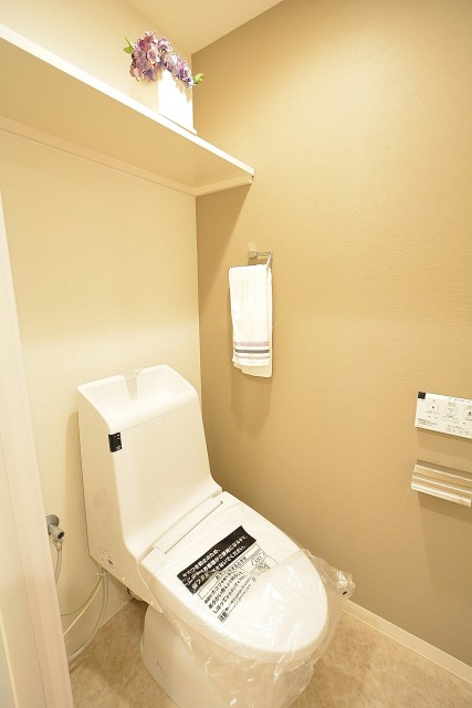 ハイツ赤坂　トイレ　402