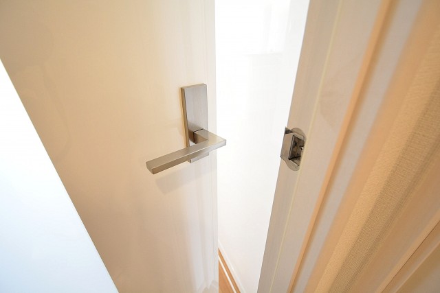 ハイツ赤坂　リビングへ！