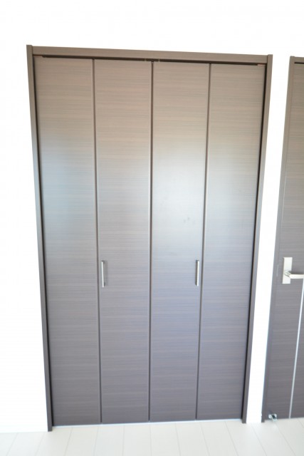 日興パレス広尾プラザ　洋室収納