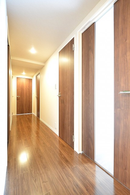 三軒茶屋シティハウス　廊下