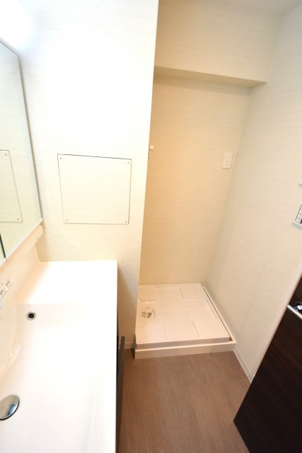 月島リバーハウス　洗濯機置場