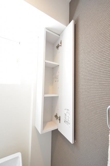 フジホーマンション　トイレ　収納