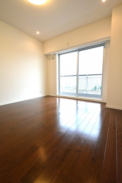 月島リバーハウス　洋室７帖