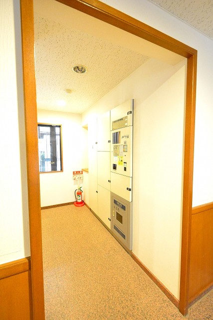 クリオ高田馬場壱番館　宅配BOX