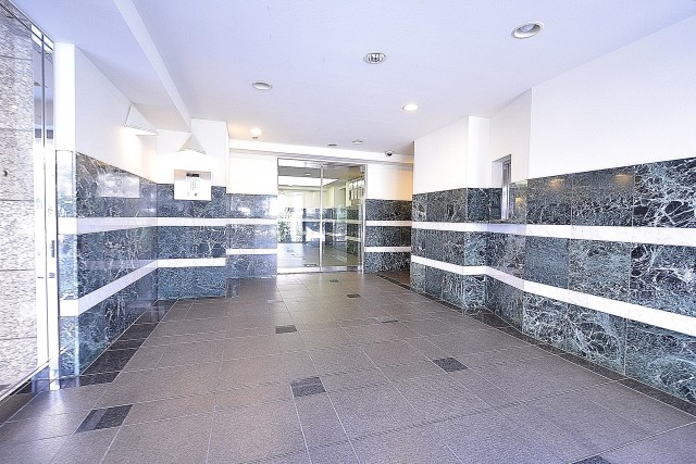 三軒茶屋シティハウス　エントランス