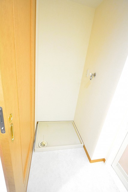 クリオ高田馬場壱番館　ランドリースペース