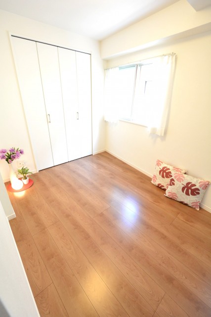 ダコタ西荻　洋室5.6帖